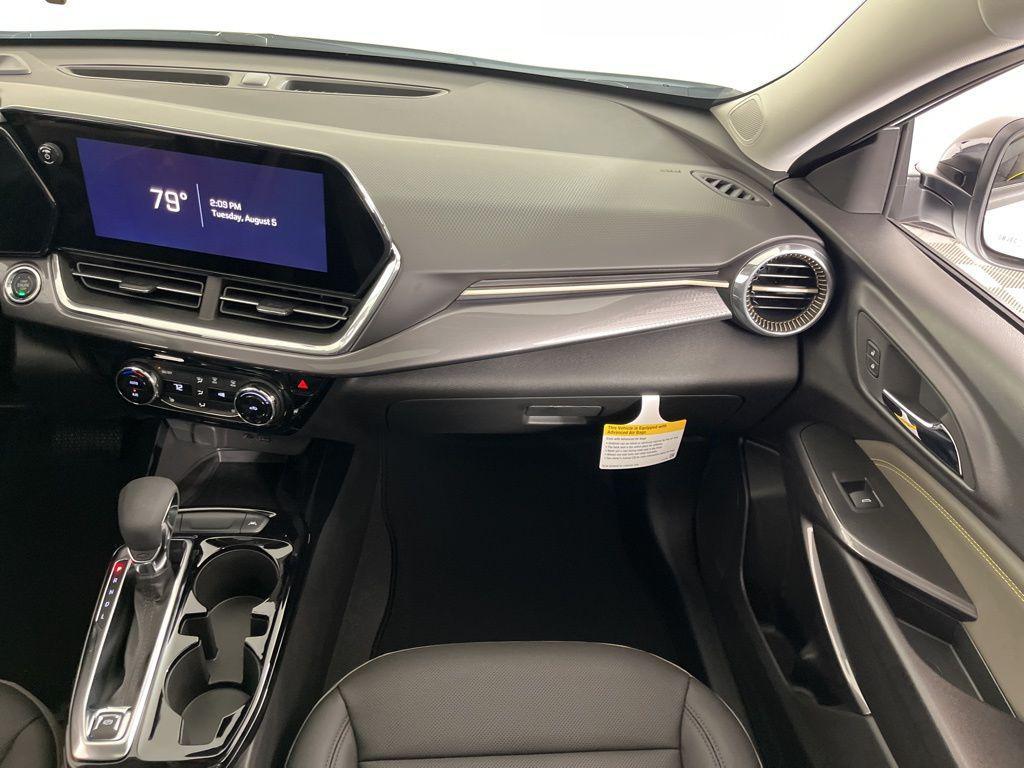 new 2025 Chevrolet Trax car, priced at $27,585