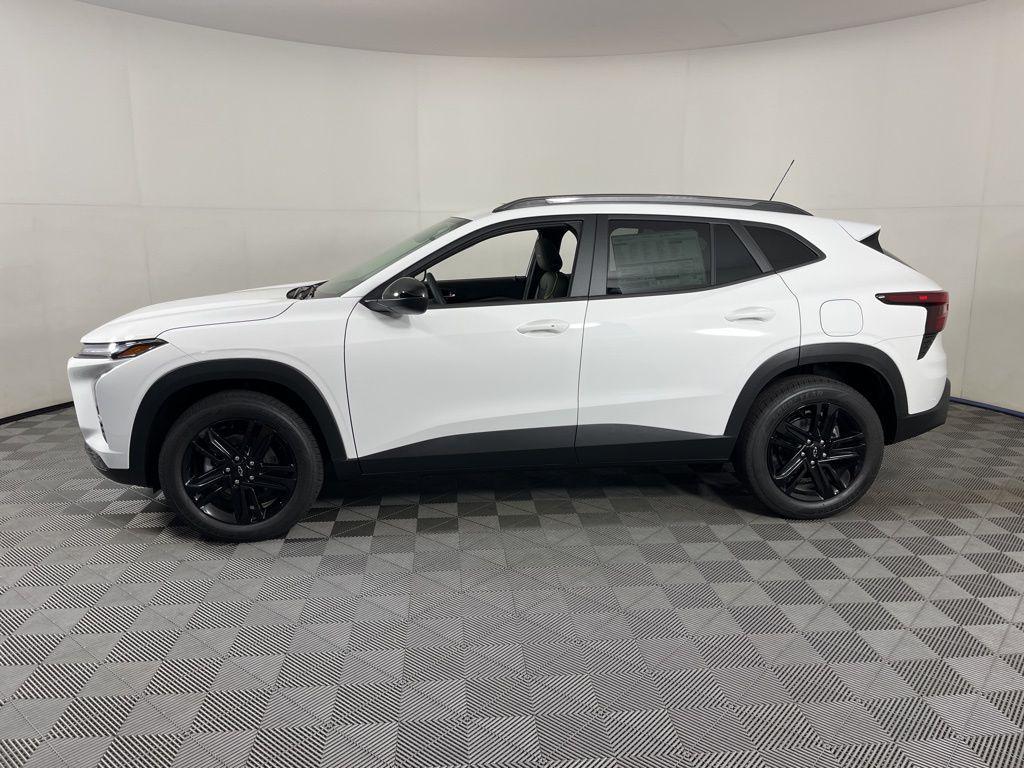 new 2025 Chevrolet Trax car, priced at $27,585
