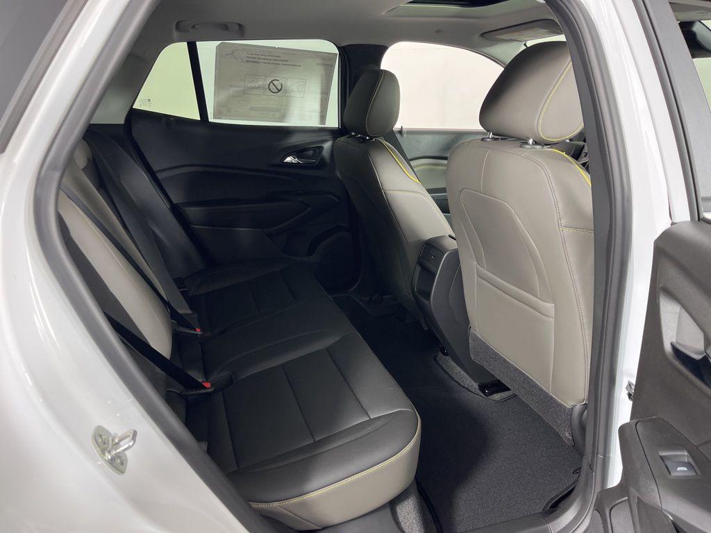new 2025 Chevrolet Trax car, priced at $27,585