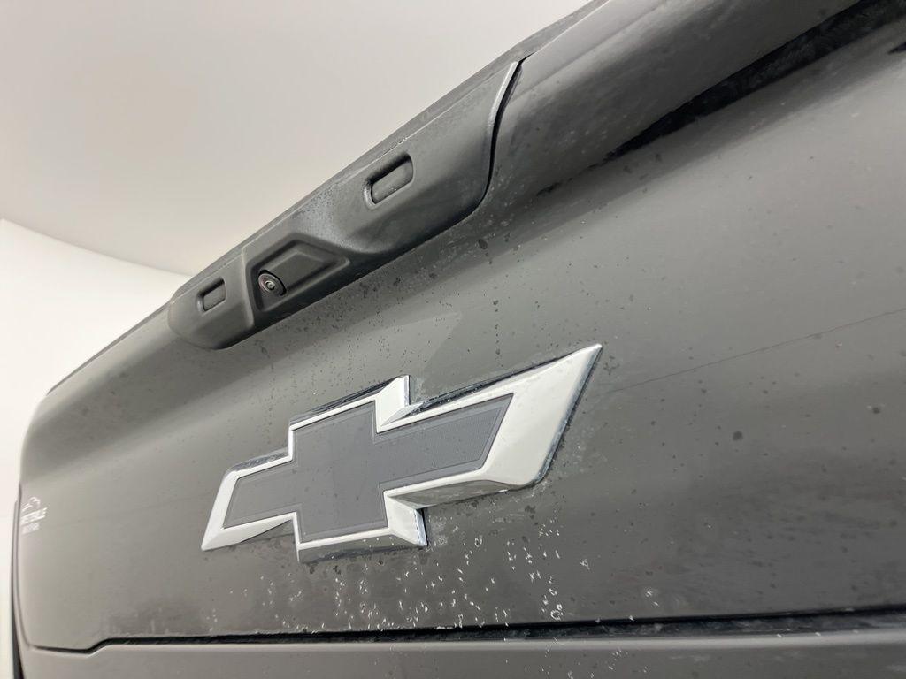 new 2025 Chevrolet Silverado EV car, priced at $98,230