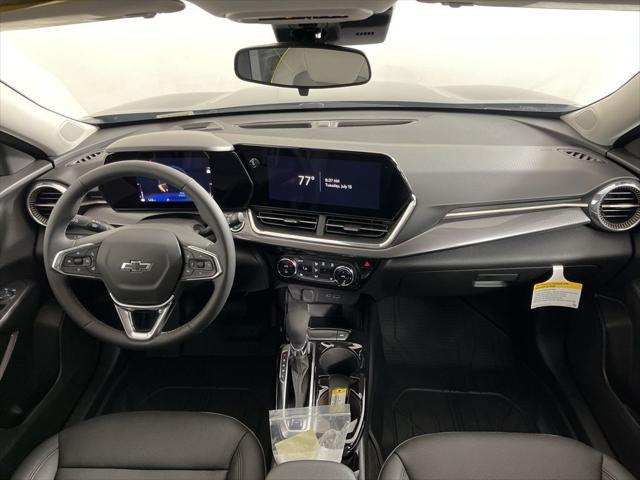 new 2025 Chevrolet Trax car