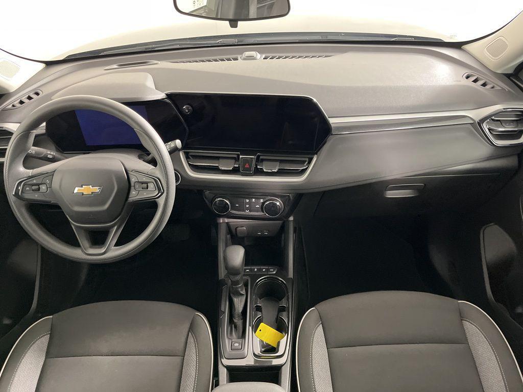 used 2025 Chevrolet TrailBlazer car, priced at $20,827