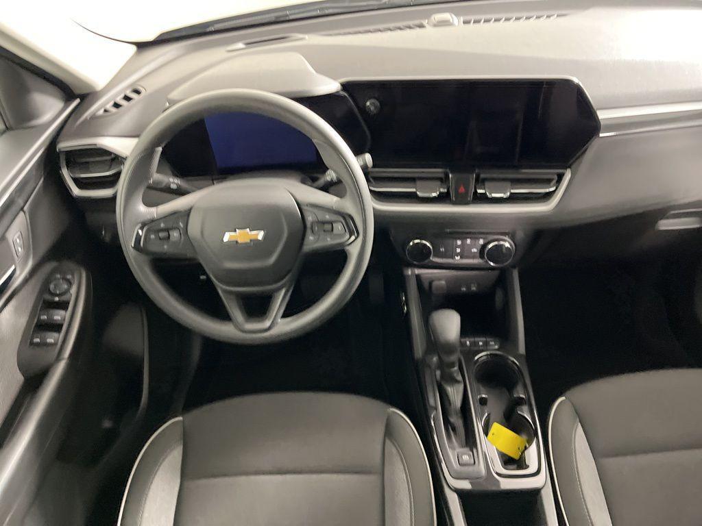used 2025 Chevrolet TrailBlazer car, priced at $20,827