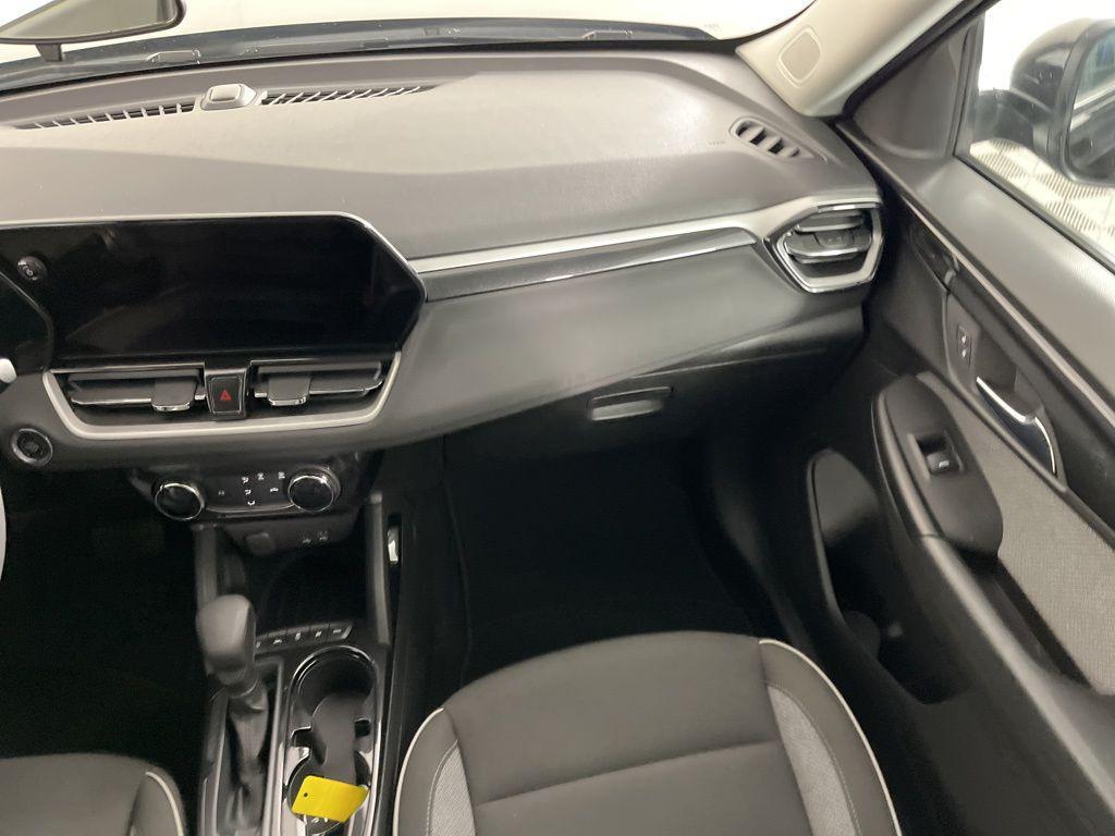 used 2025 Chevrolet TrailBlazer car, priced at $20,827