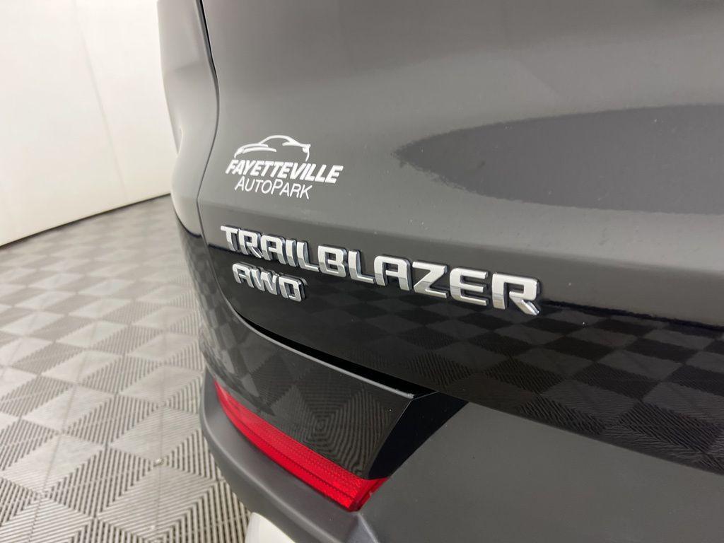 used 2025 Chevrolet TrailBlazer car, priced at $20,827