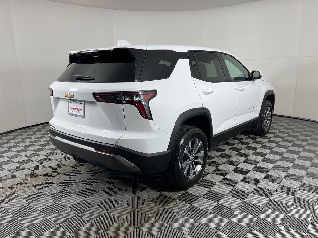 new 2026 Chevrolet Equinox car, priced at $30,760