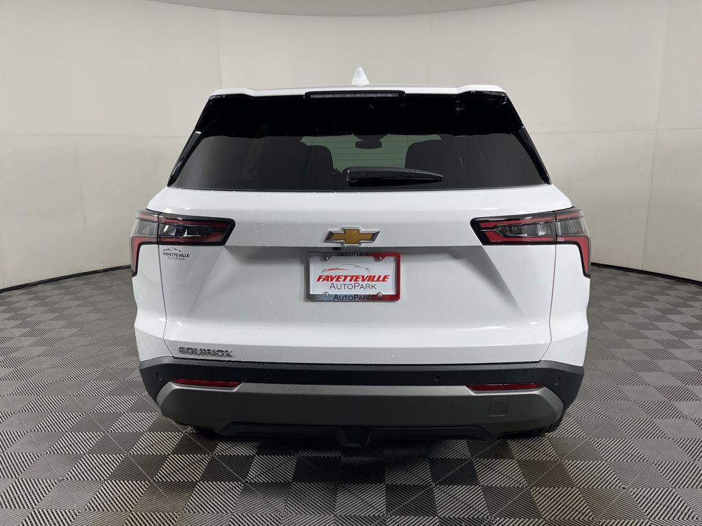 new 2026 Chevrolet Equinox car, priced at $30,760