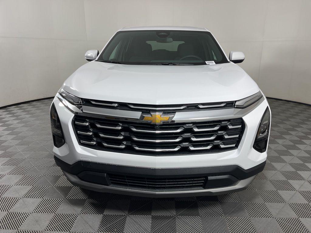 new 2026 Chevrolet Equinox car, priced at $30,760