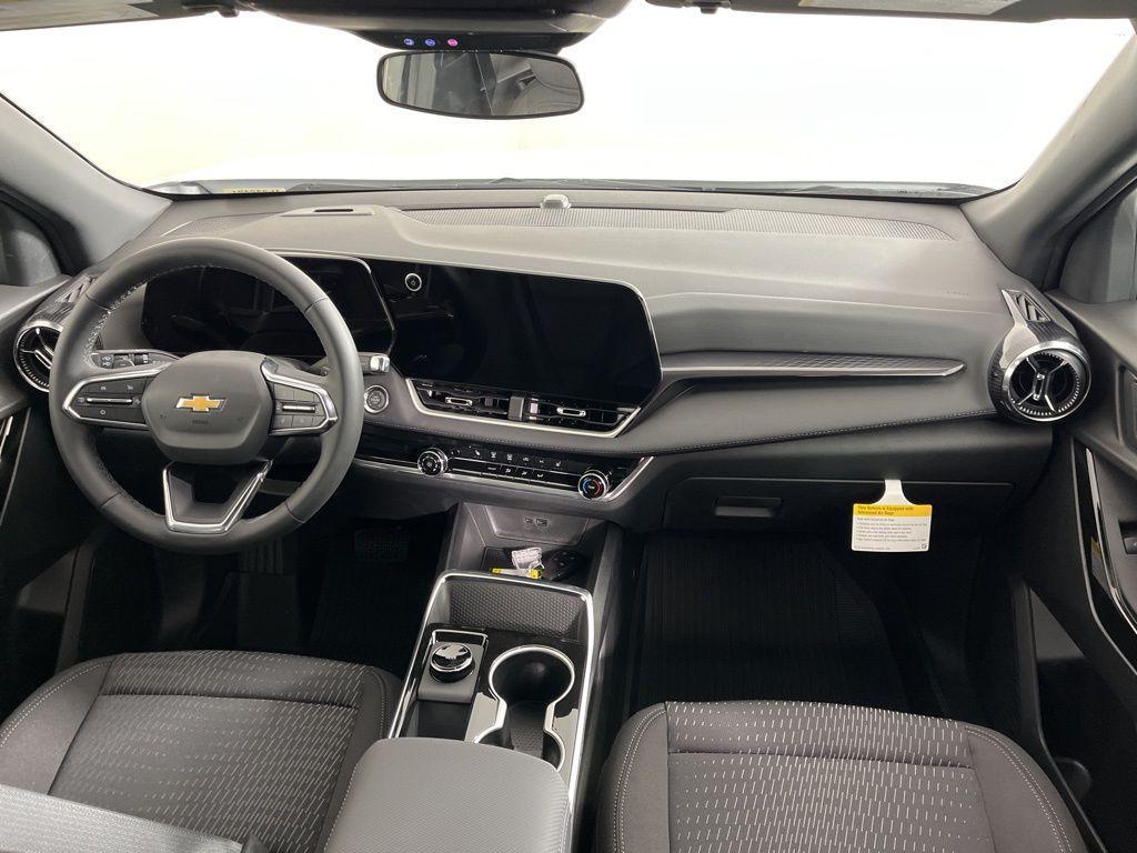 new 2026 Chevrolet Equinox car, priced at $30,760