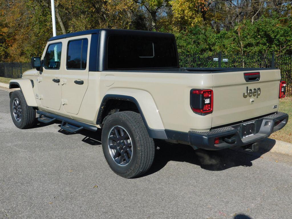 used 2022 Jeep Gladiator car, priced at $32,549
