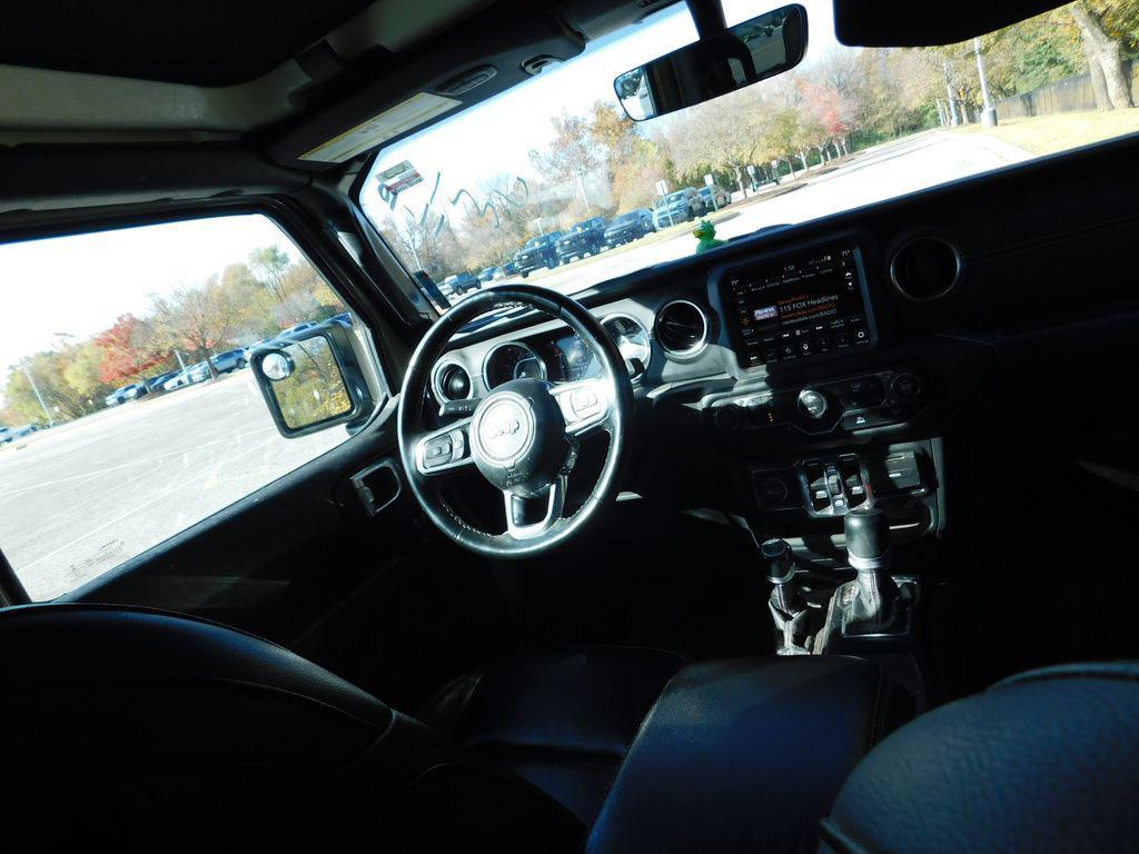 used 2022 Jeep Gladiator car, priced at $32,549