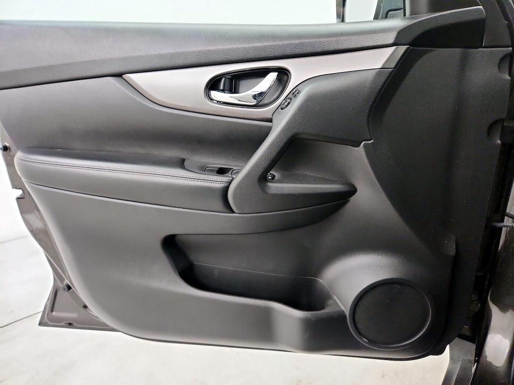 used 2016 Nissan Rogue car, priced at $11,998