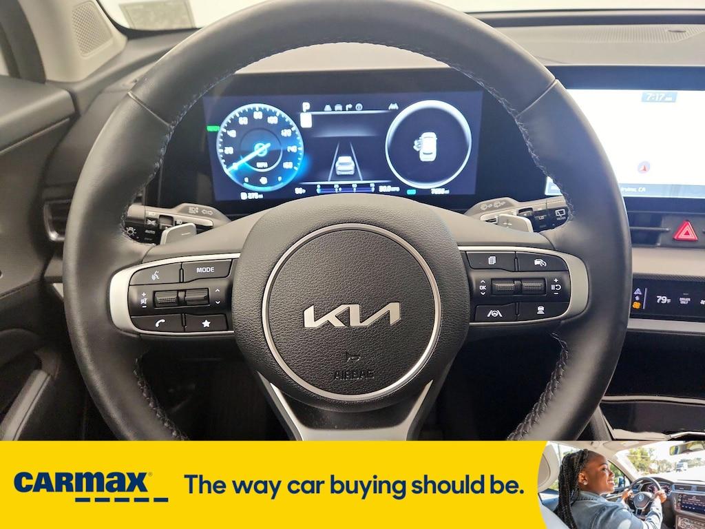 used 2024 Kia Sportage Hybrid car, priced at $38,998