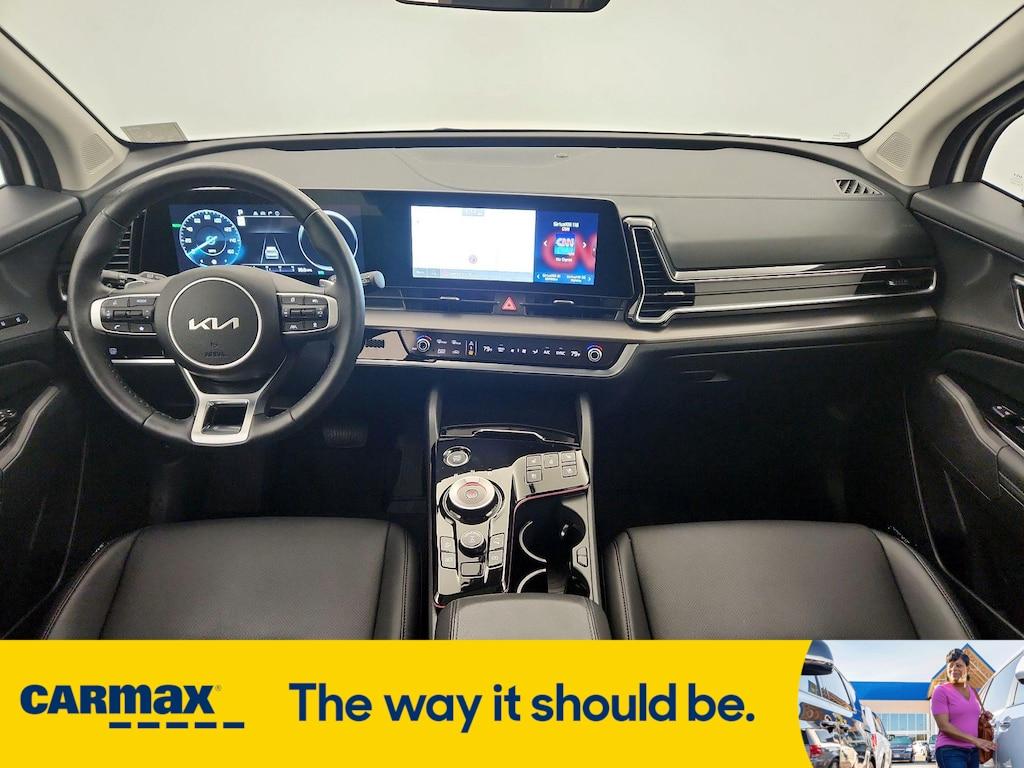 used 2024 Kia Sportage Hybrid car, priced at $38,998