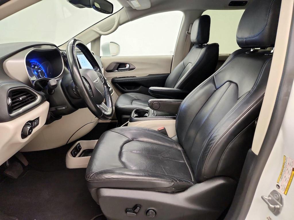 used 2021 Chrysler Pacifica car, priced at $26,998