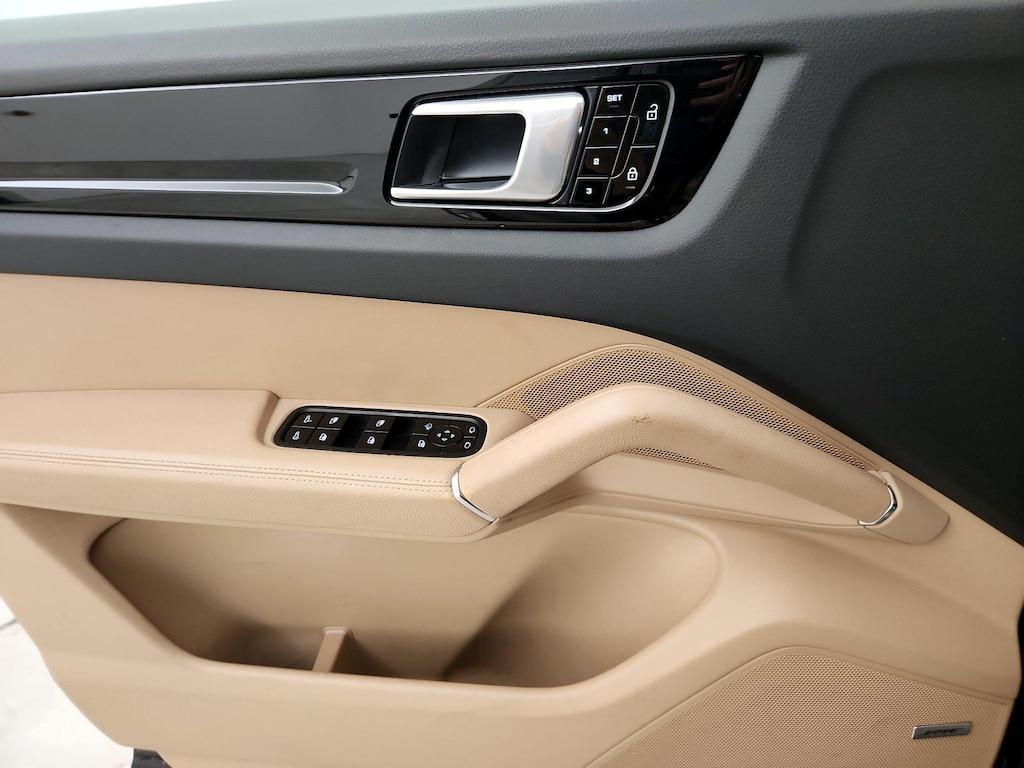 used 2020 Porsche Cayenne car, priced at $45,998