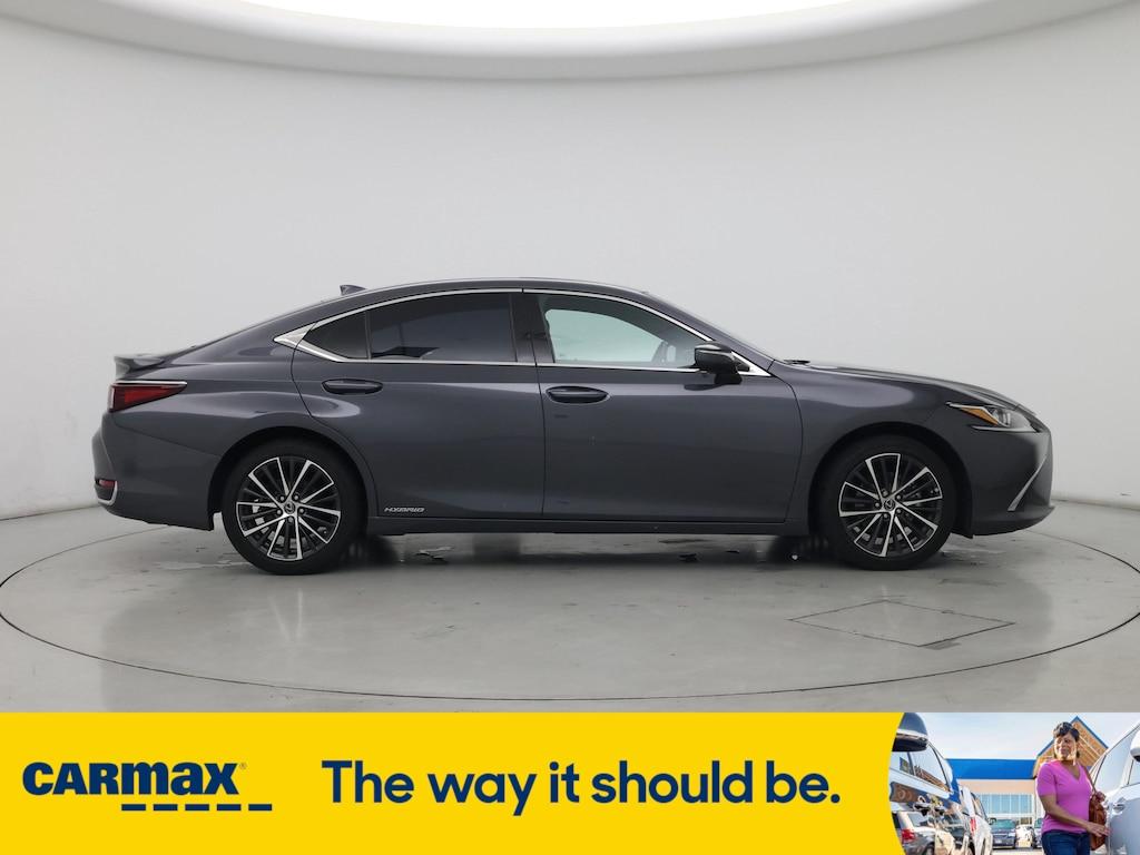 used 2022 Lexus ES 300h car, priced at $35,998