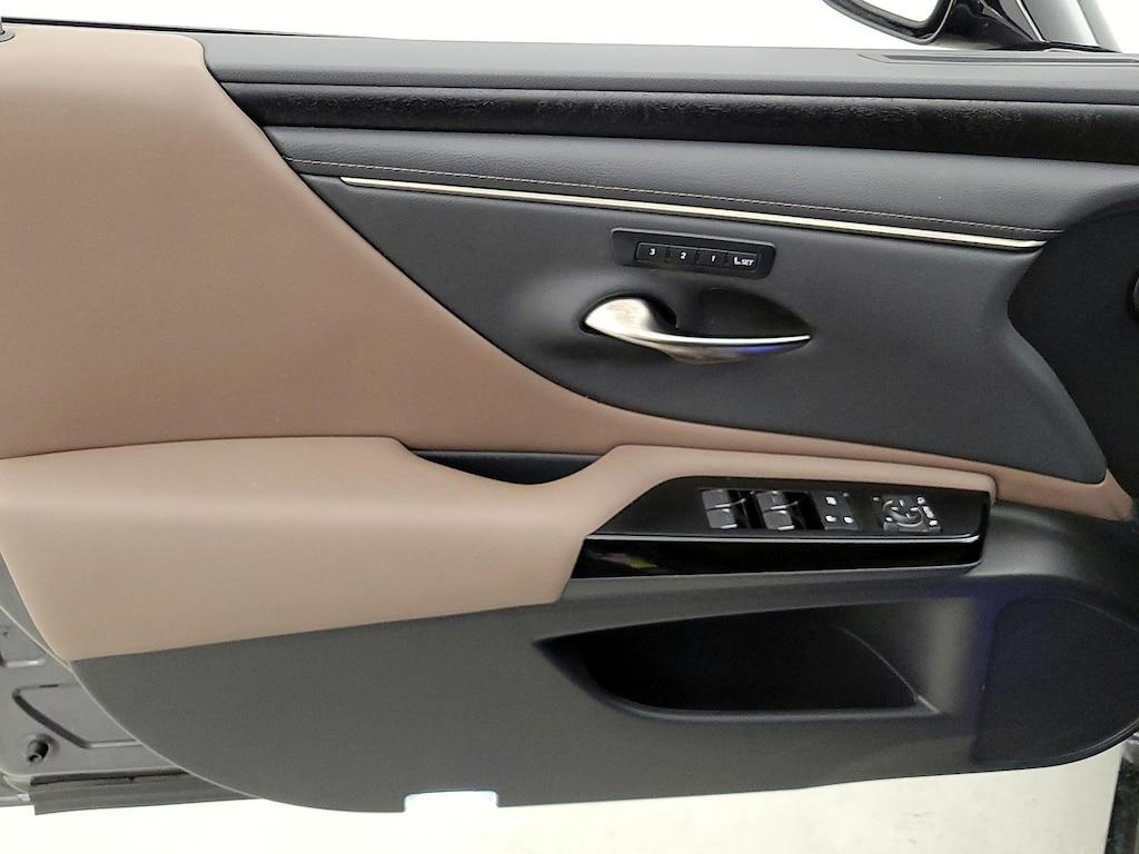 used 2022 Lexus ES 300h car, priced at $35,998