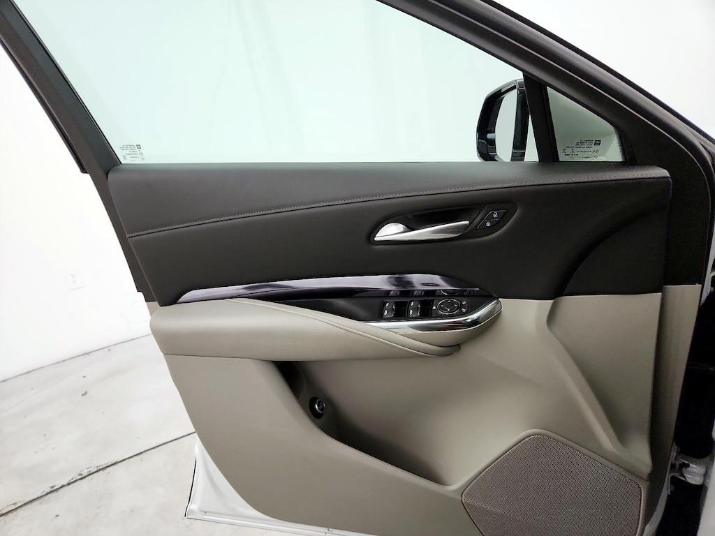 used 2023 Cadillac XT4 car, priced at $28,998