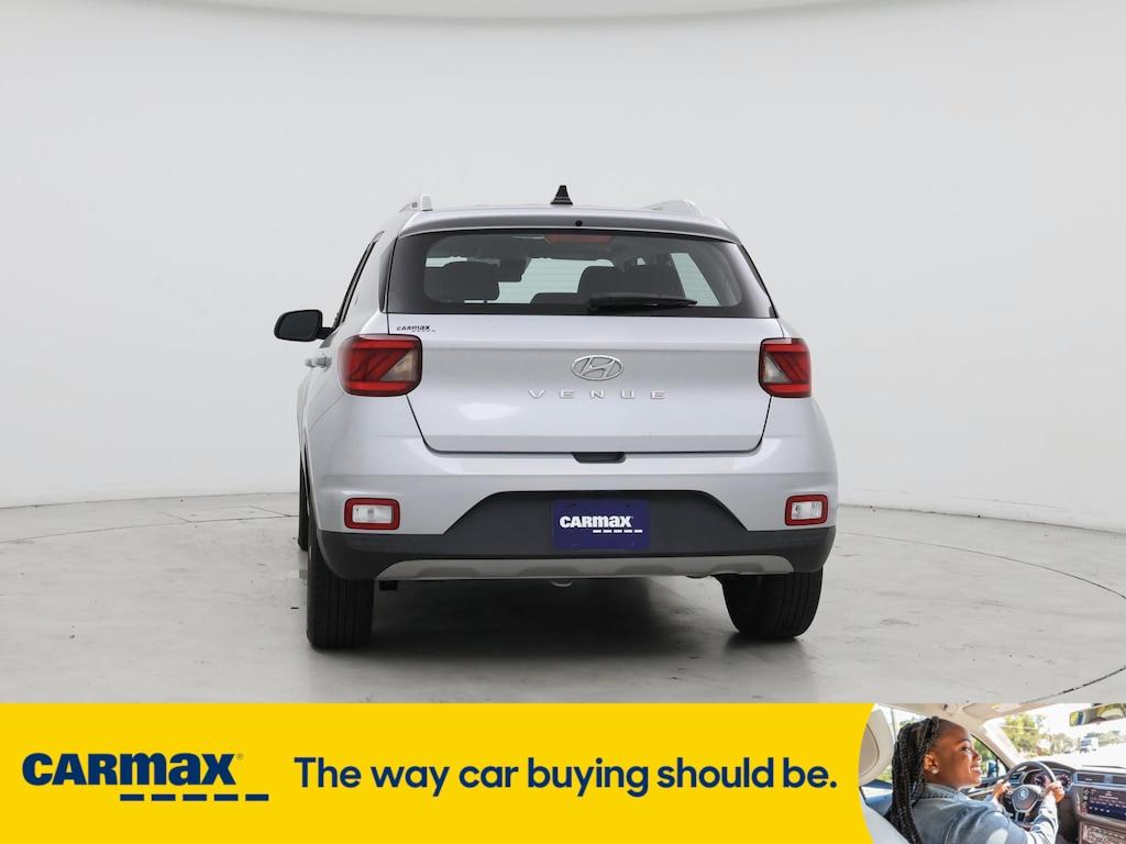 used 2022 Hyundai Venue car, priced at $19,998
