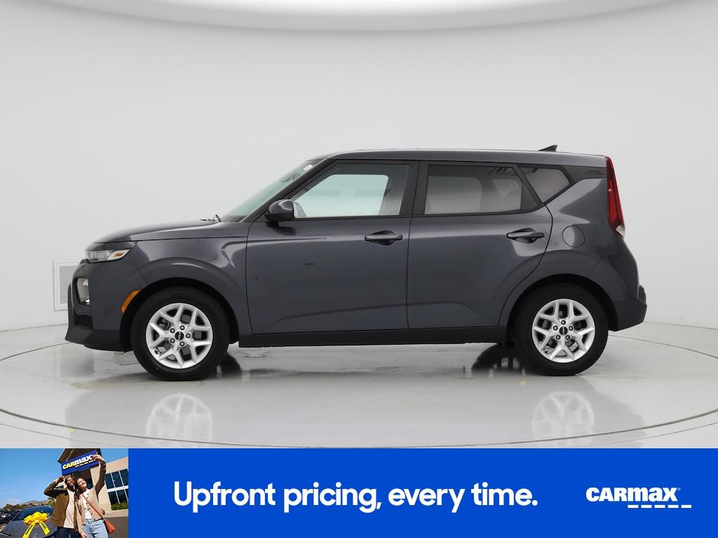 used 2022 Kia Soul car, priced at $17,998