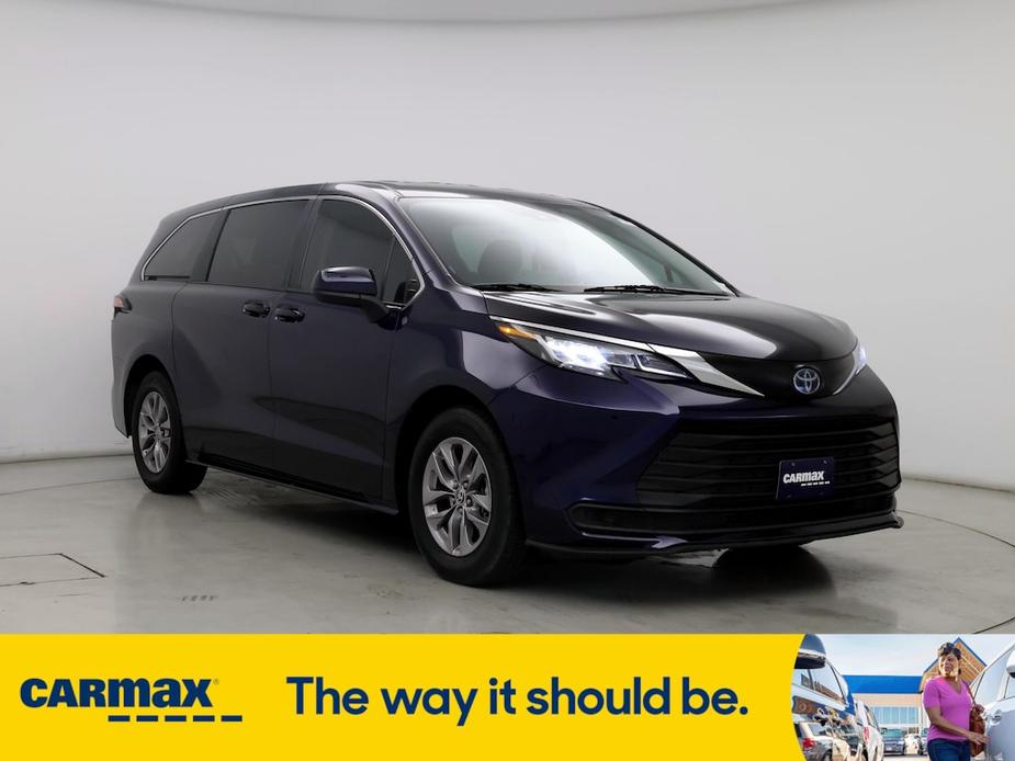 used 2022 Toyota Sienna car, priced at $31,998