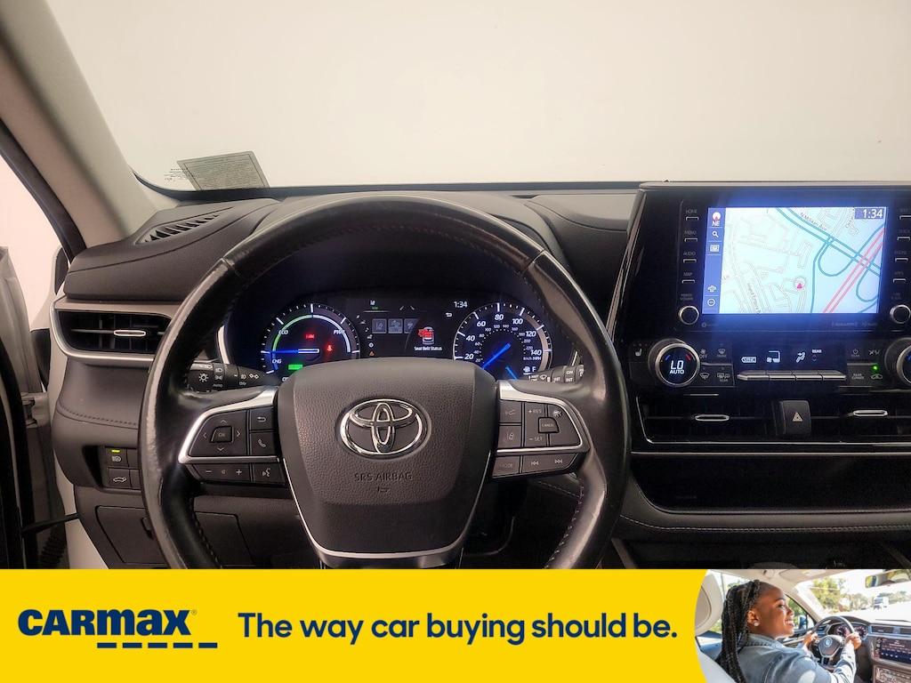 used 2021 Toyota Highlander Hybrid car, priced at $38,998