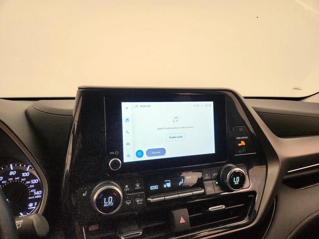 used 2023 Toyota Highlander car, priced at $42,998