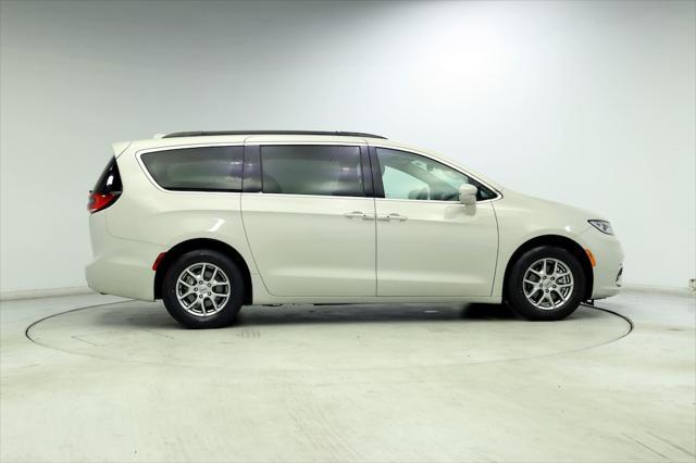 used 2021 Chrysler Pacifica car, priced at $27,998