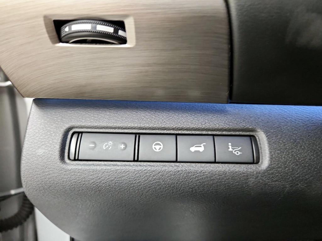 used 2022 Nissan Pathfinder car, priced at $31,998