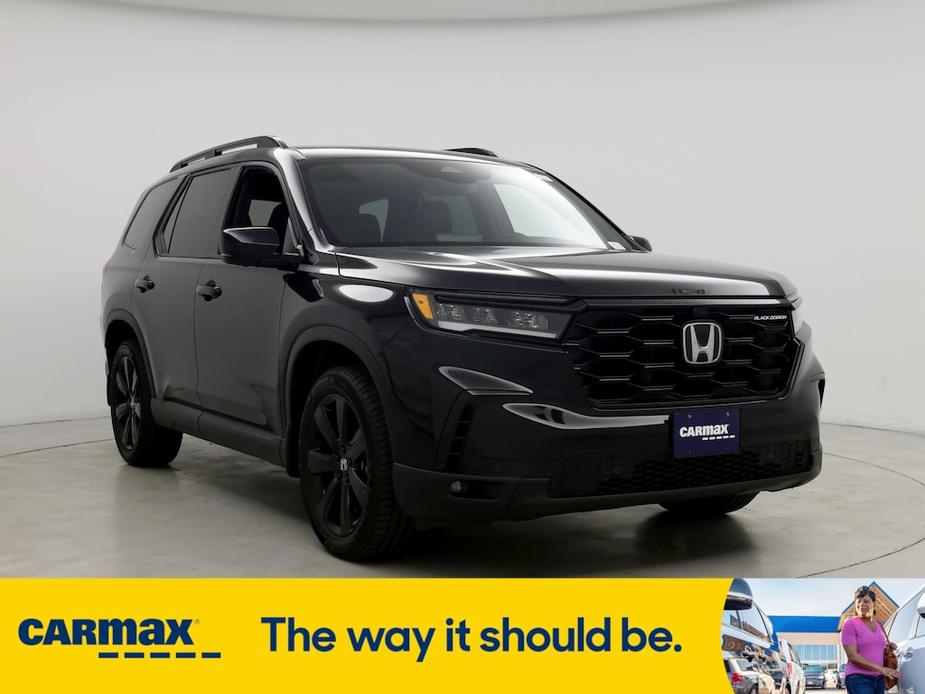 used 2025 Honda Pilot car, priced at $54,998