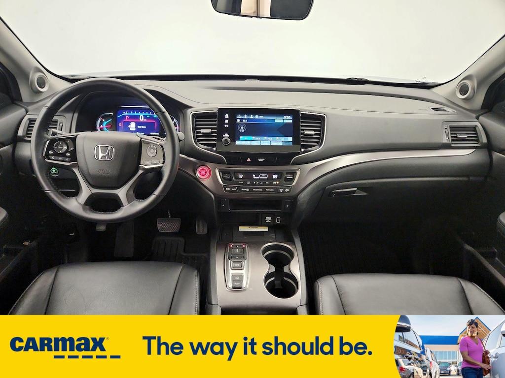 used 2022 Honda Pilot car, priced at $35,998