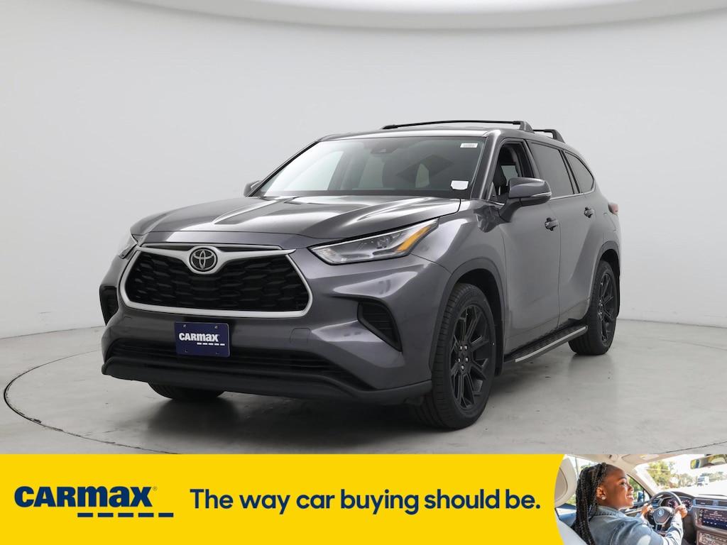 used 2022 Toyota Highlander car, priced at $28,998