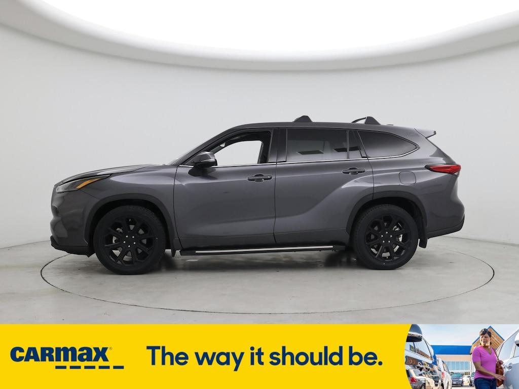 used 2022 Toyota Highlander car, priced at $28,998