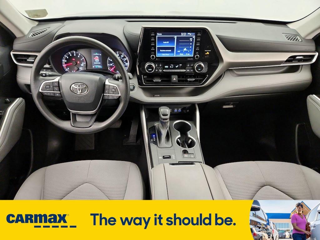 used 2022 Toyota Highlander car, priced at $28,998