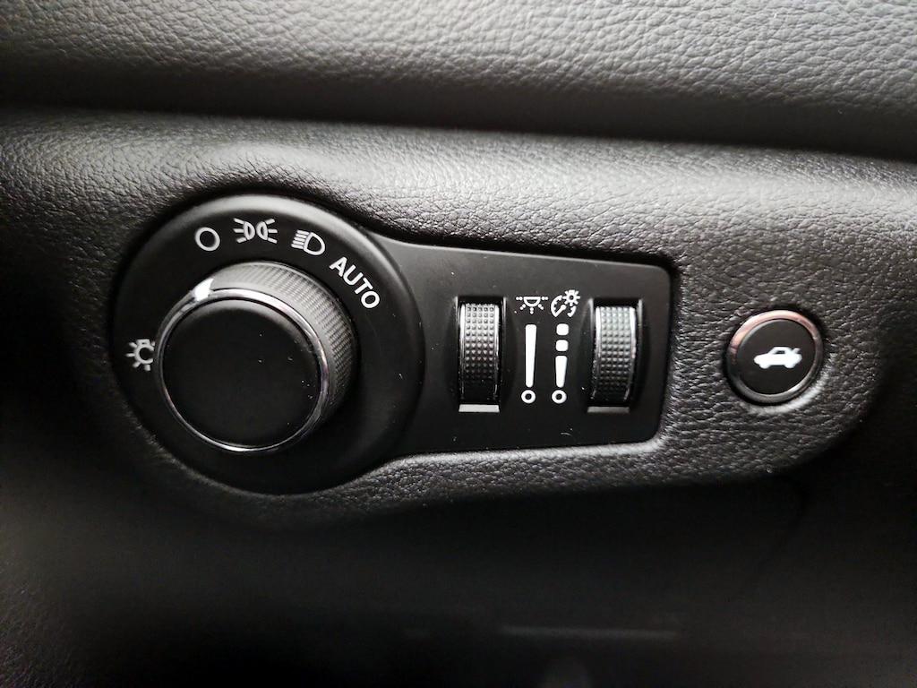 used 2015 Chrysler 200 car, priced at $10,998