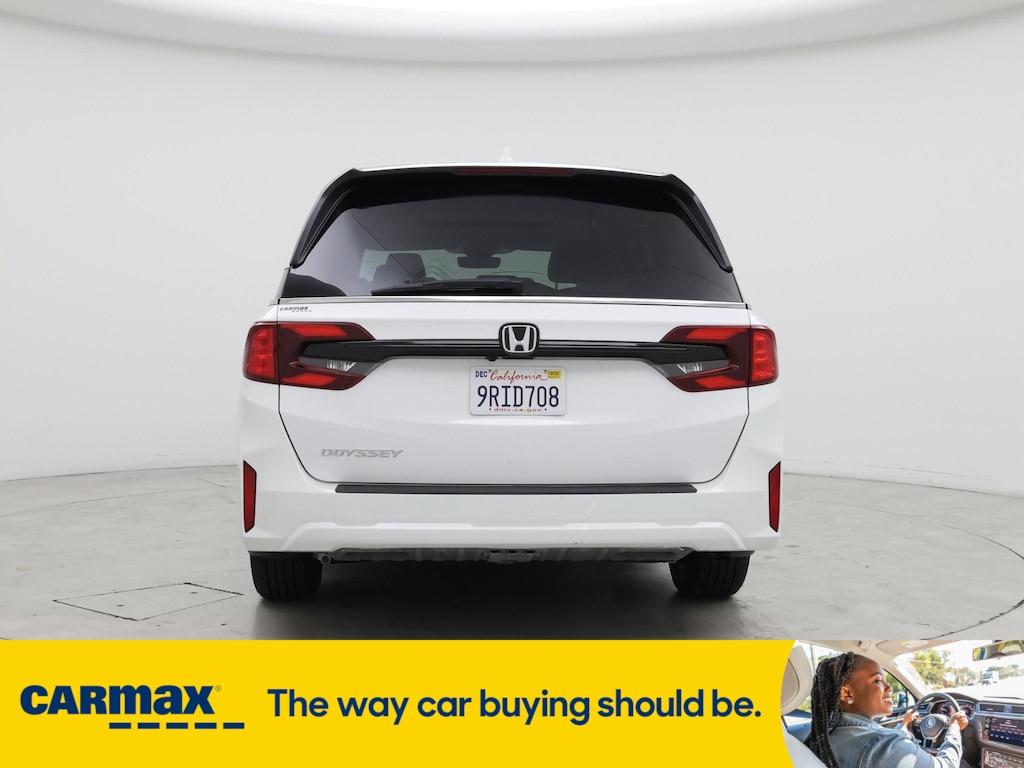 used 2025 Honda Odyssey car, priced at $42,998