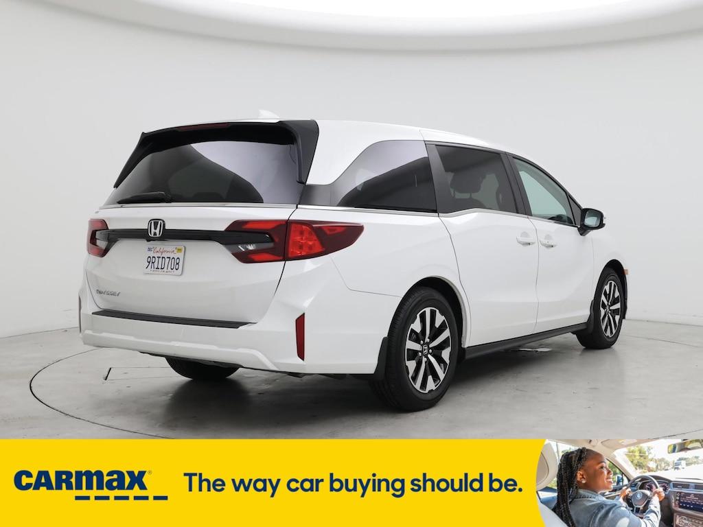used 2025 Honda Odyssey car, priced at $42,998