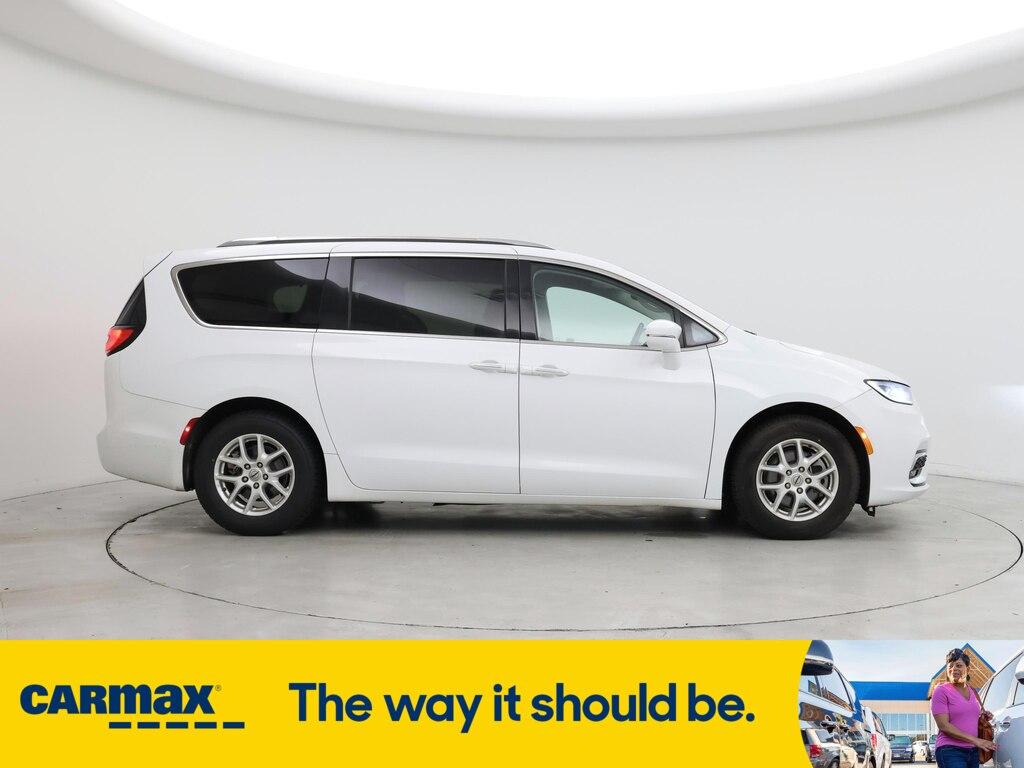 used 2021 Chrysler Pacifica car, priced at $25,998