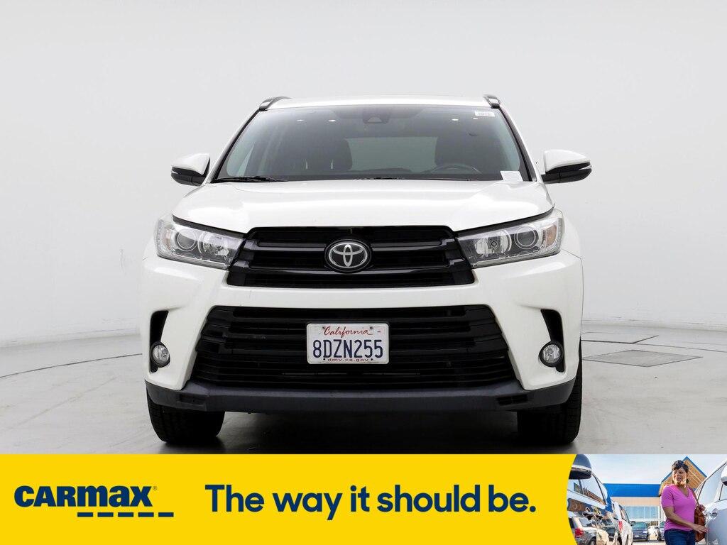 used 2018 Toyota Highlander car, priced at $24,998