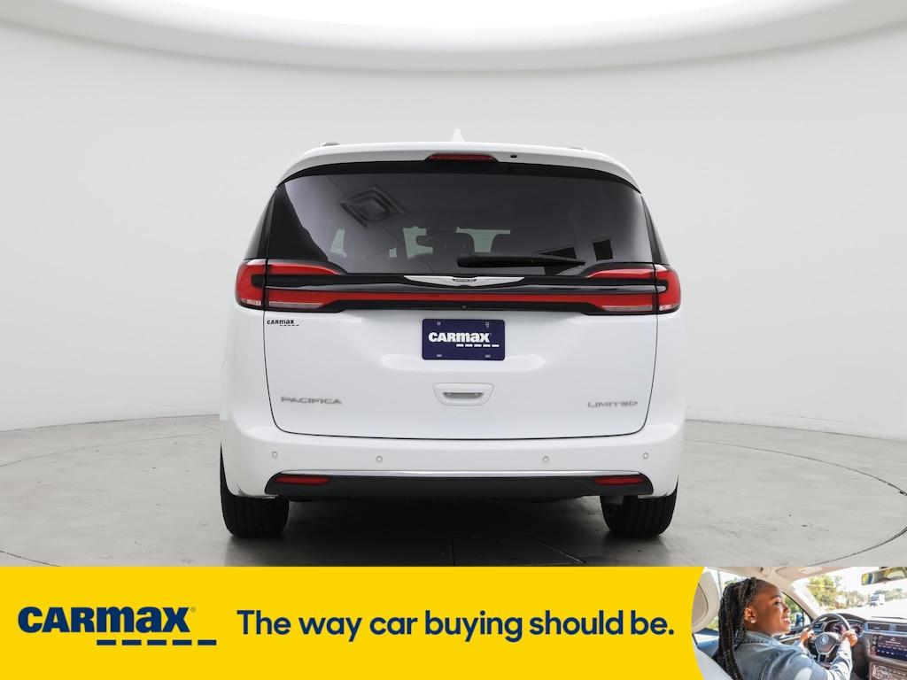 used 2022 Chrysler Pacifica car, priced at $27,998