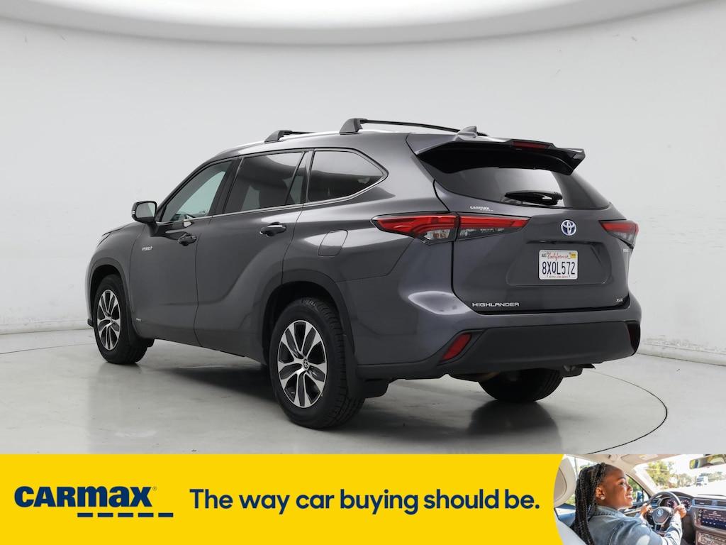 used 2021 Toyota Highlander Hybrid car, priced at $39,998