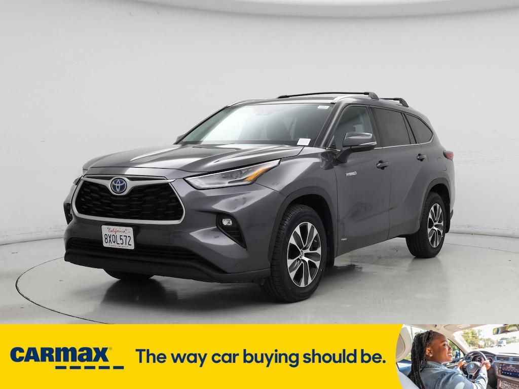 used 2021 Toyota Highlander Hybrid car, priced at $39,998