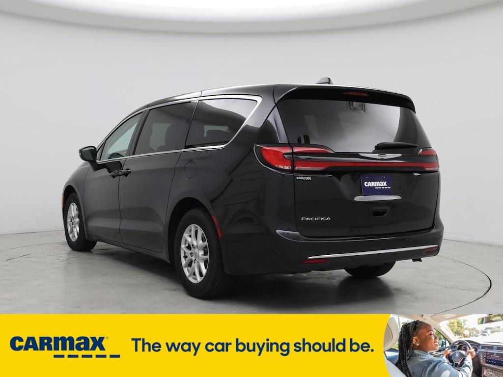 used 2023 Chrysler Pacifica car, priced at $25,998
