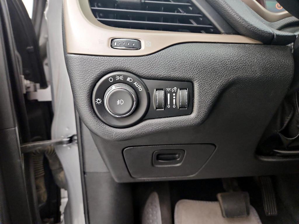 used 2016 Jeep Cherokee car, priced at $13,998