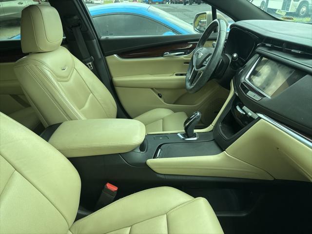 used 2017 Cadillac XT5 car, priced at $16,266
