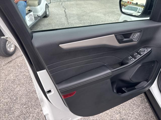used 2022 Ford Escape car, priced at $24,023