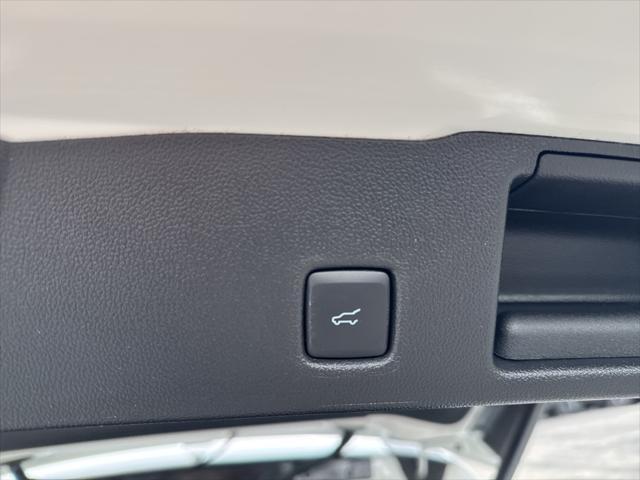 used 2022 Ford Escape car, priced at $24,023