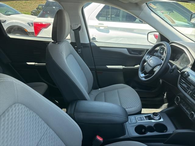 used 2022 Ford Escape car, priced at $25,815