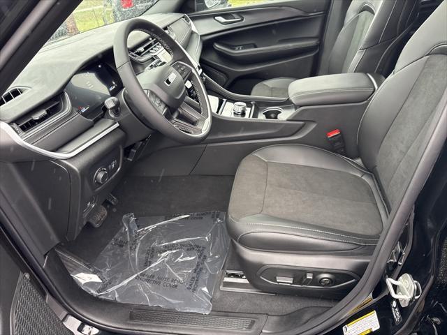 new 2025 Jeep Grand Cherokee L car, priced at $48,525